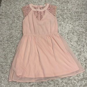 Beautiful pink lace/sheer Gianni Bini cocktail dress